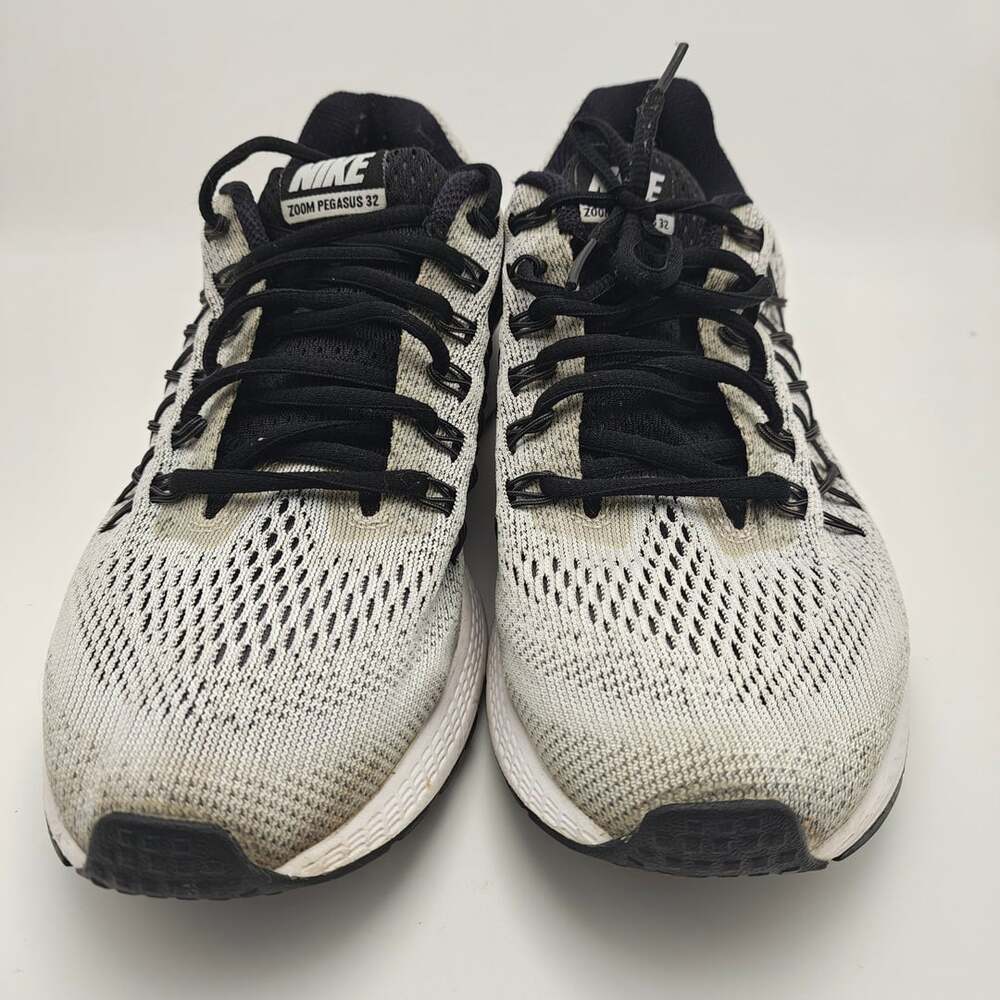 Nike Air Zoom Pegasus 32 Womens Size 9 Running Shoes Grey Black 749344-002 - Picture 3 of 8